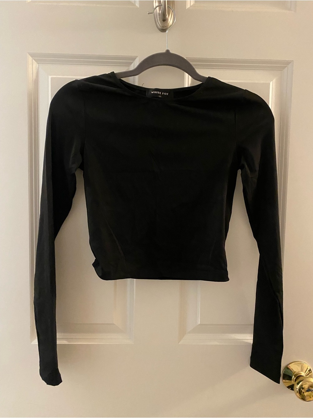 White Fox Boutique Black Long Sleeve Crop Top